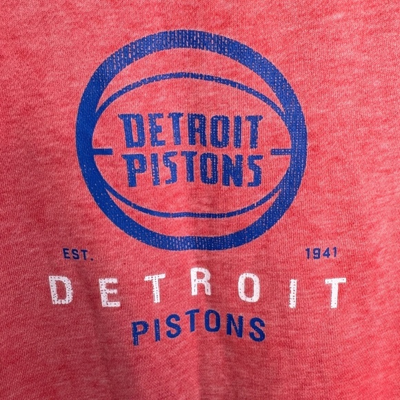 NBA Women's Red Detroit Pistons Retro Logo Long‎ Sleeve Fleece Sweatshirt Small - Picture 3 of 14